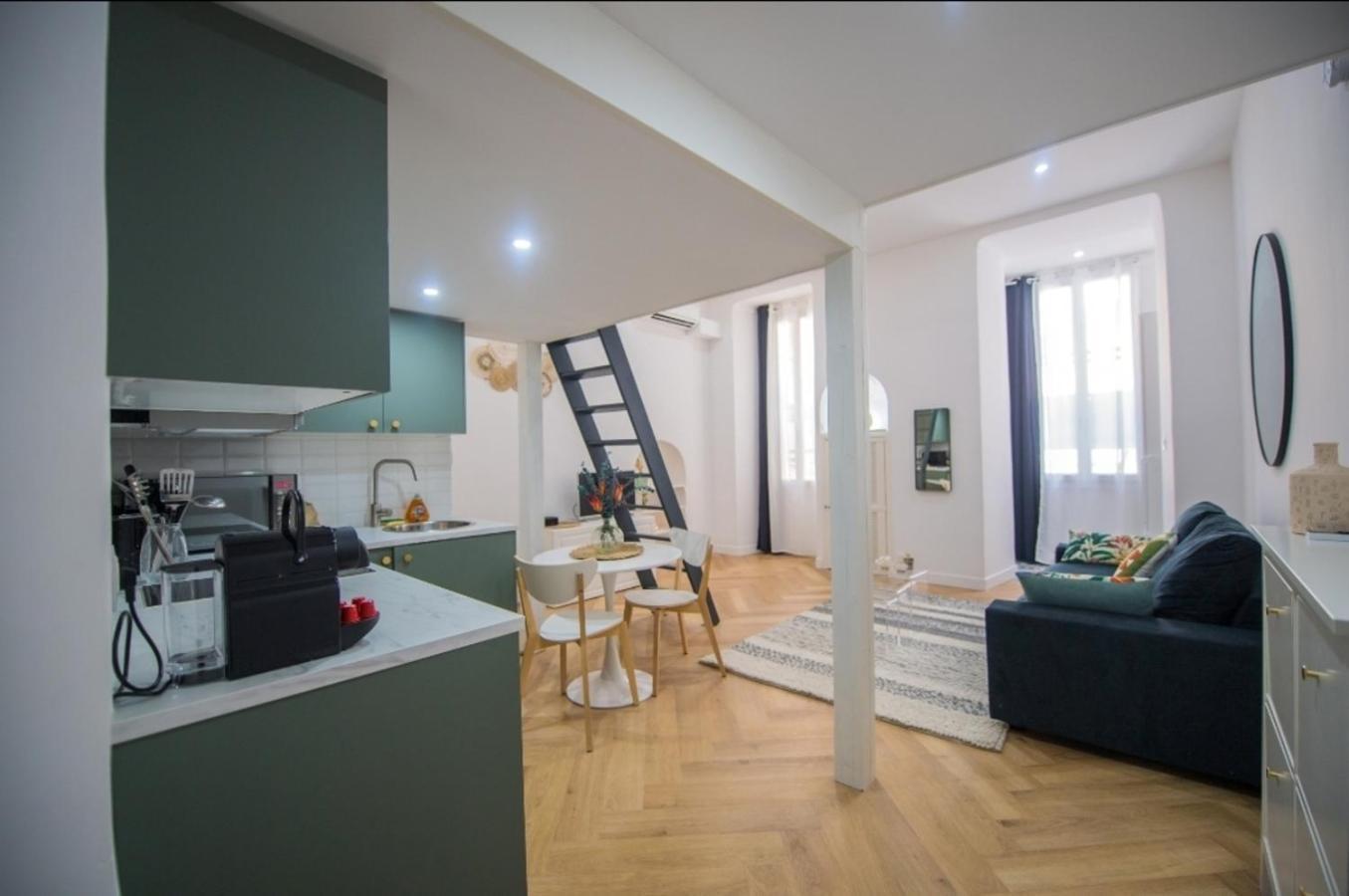 Studio Elegant 4 Couchages Front De Mer Clim Parking Privatif Wifi Ніцца Екстер'єр фото